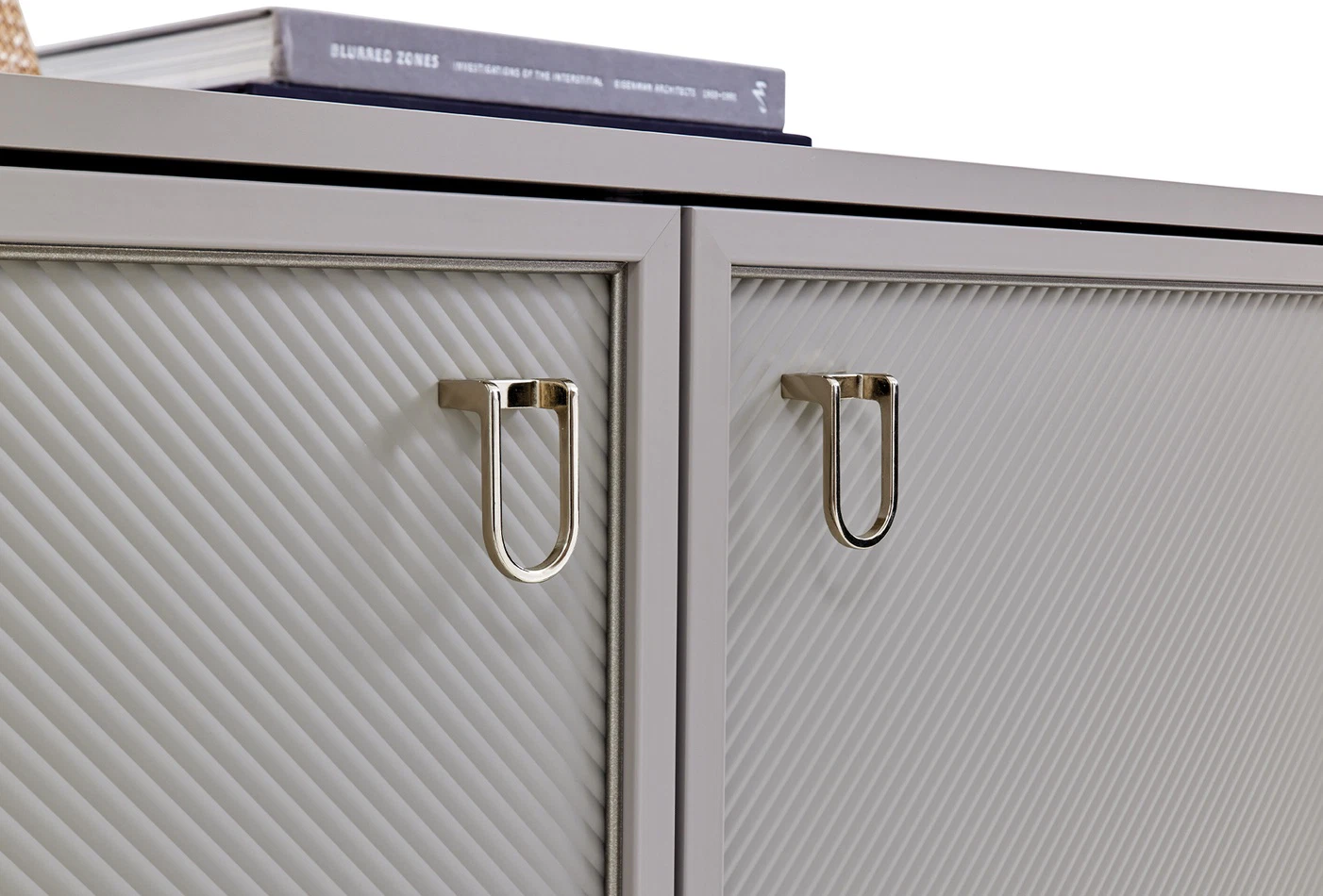 HERA SIDEBOARD - Image 11