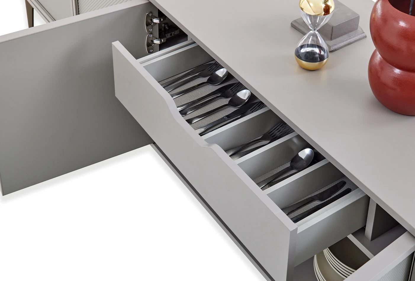 HERA SIDEBOARD - Image 6