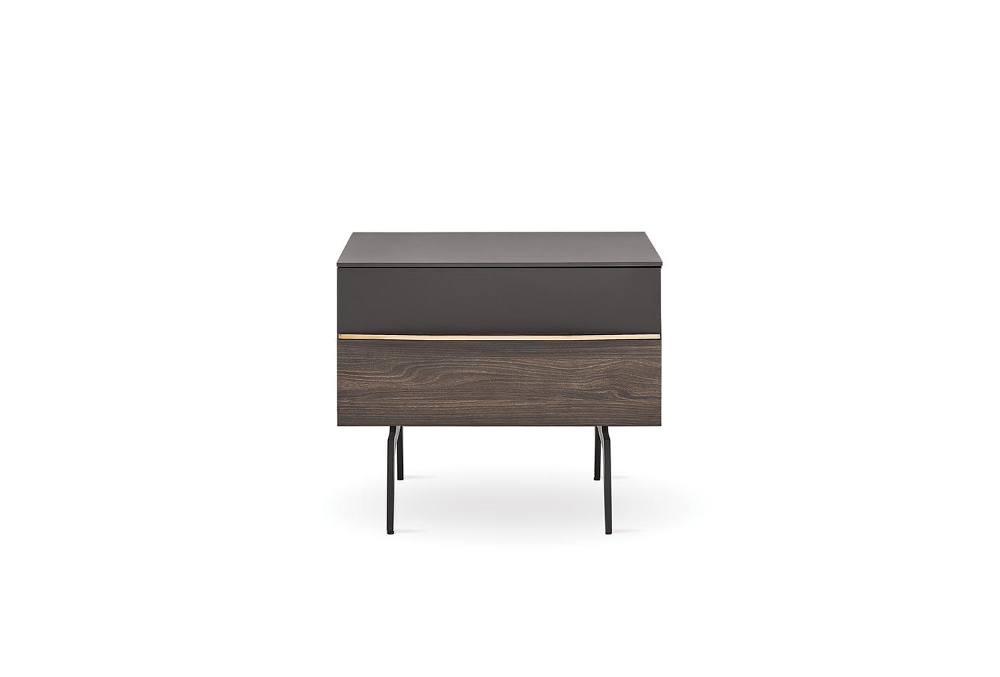 MAR?ON NIGHTSTAND - Image 3