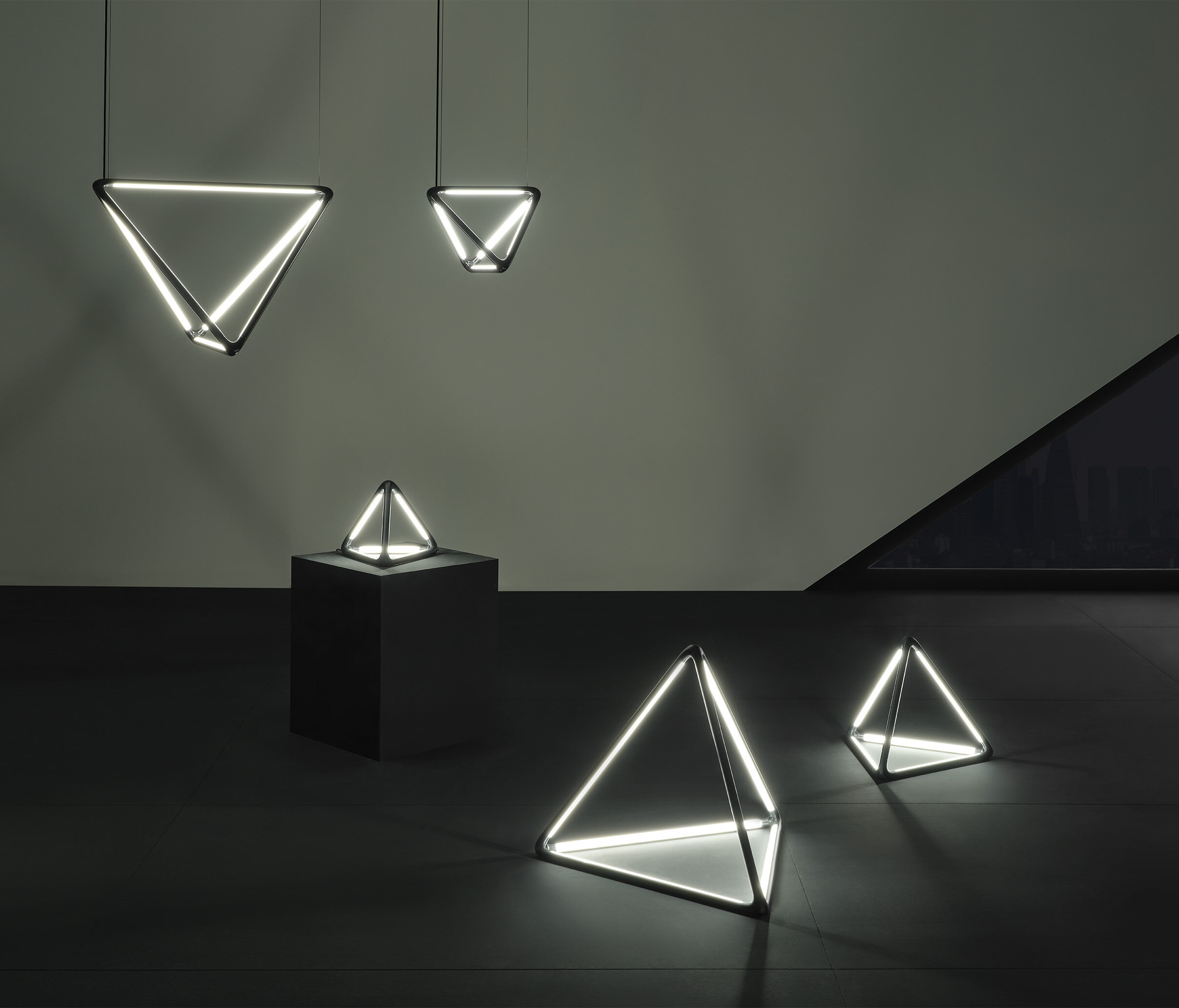 TETRA MEDIUM SIZE LIGHTING - Image 3