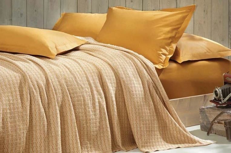 Queen Size Marita Pique Set - Saffron