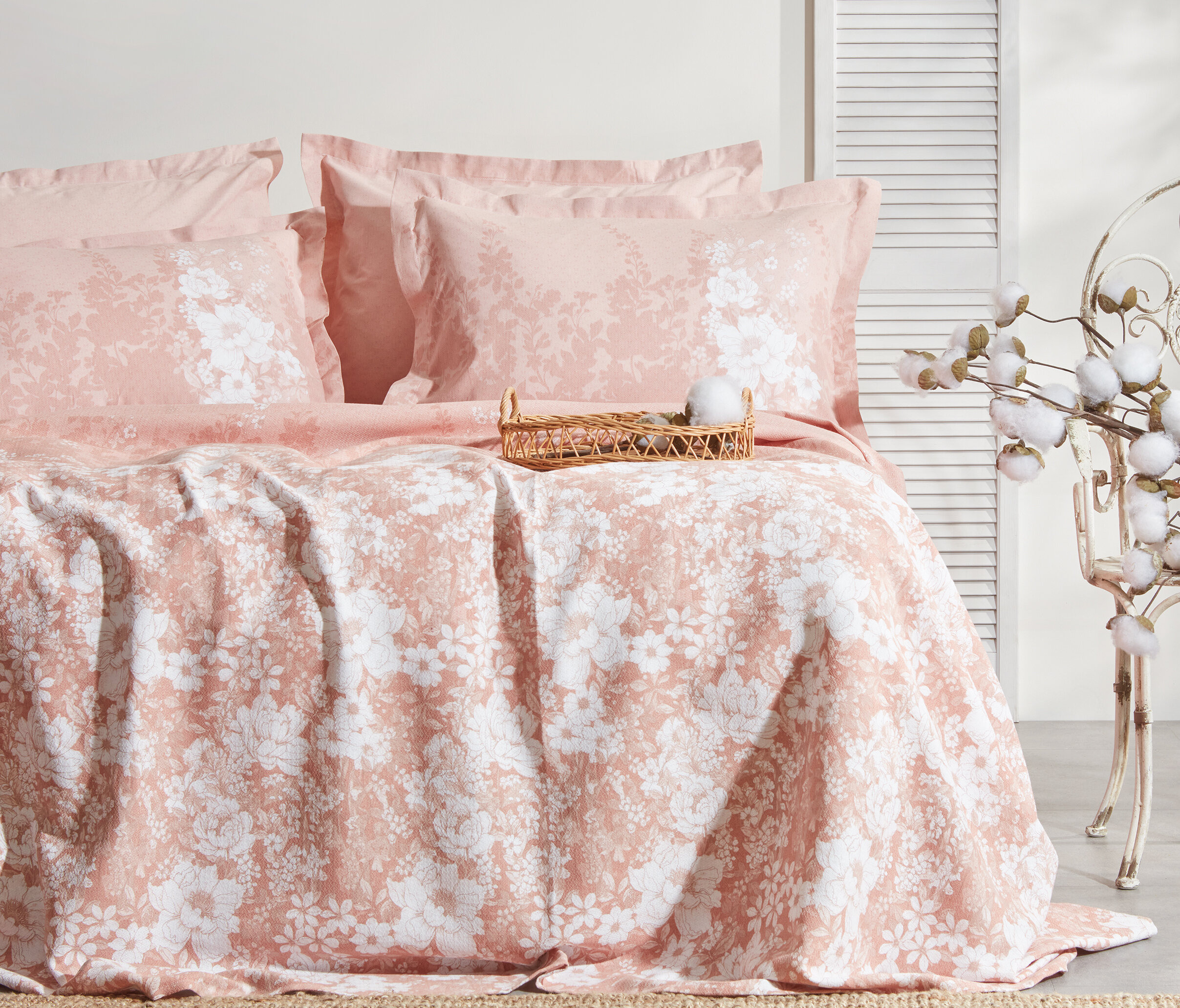 Queen Size Andressa Rnf Duvet Cover Set - Blush - Image 4
